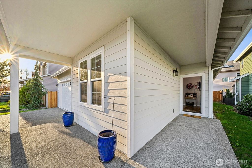 Photo of 361 Bondgard Avenue E, Enumclaw, WA 98022 (MLS # 2359945)