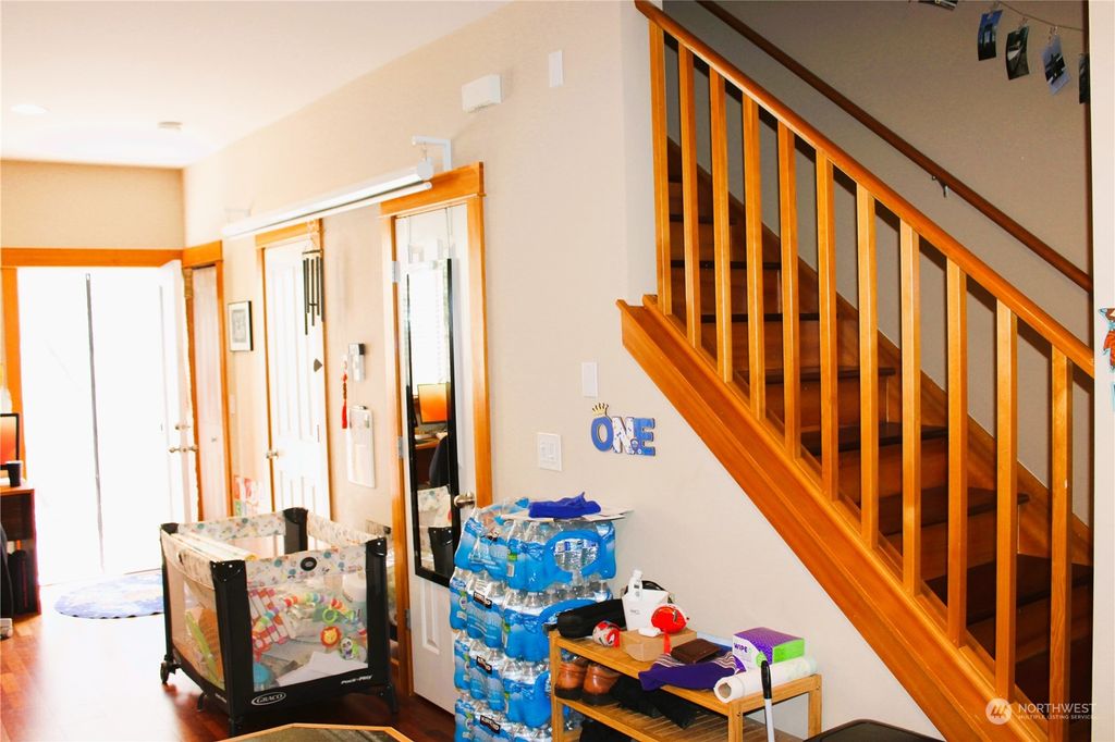 Photo of 9147 23rd Avenue NE, Seattle, WA 98115 (MLS # 2062142)