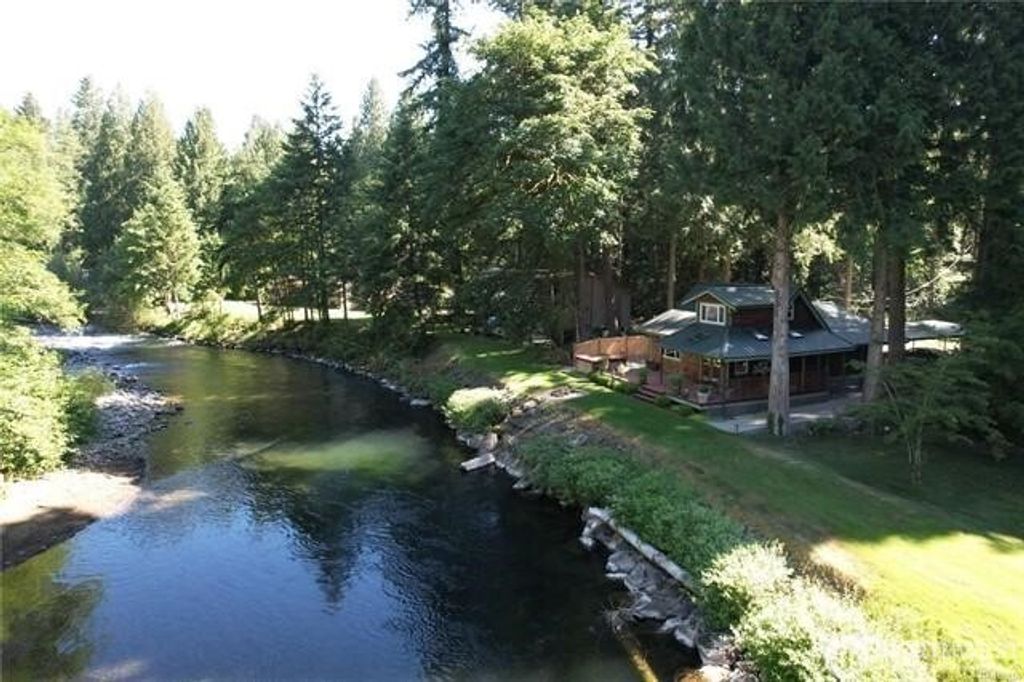 Photo of 24527 250th Avenue SE, Maple Valley, WA 98038 (MLS # 2480969)
