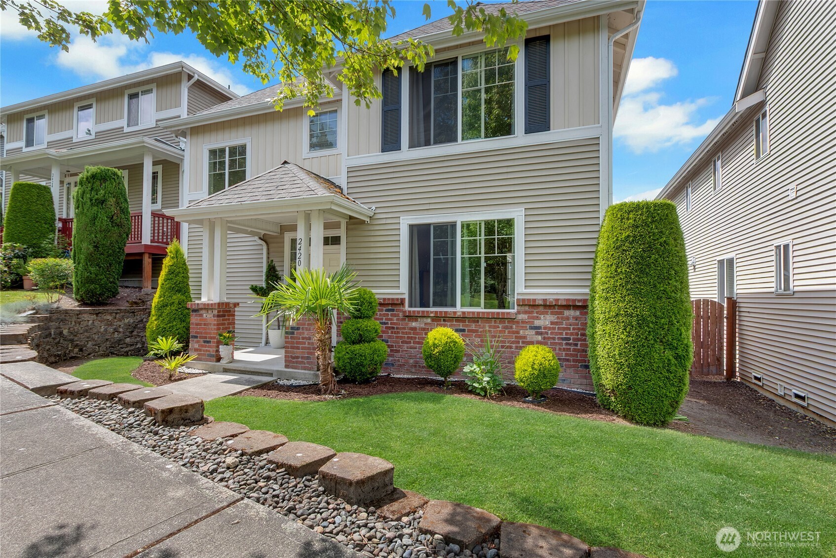 2420 Chateau Drive