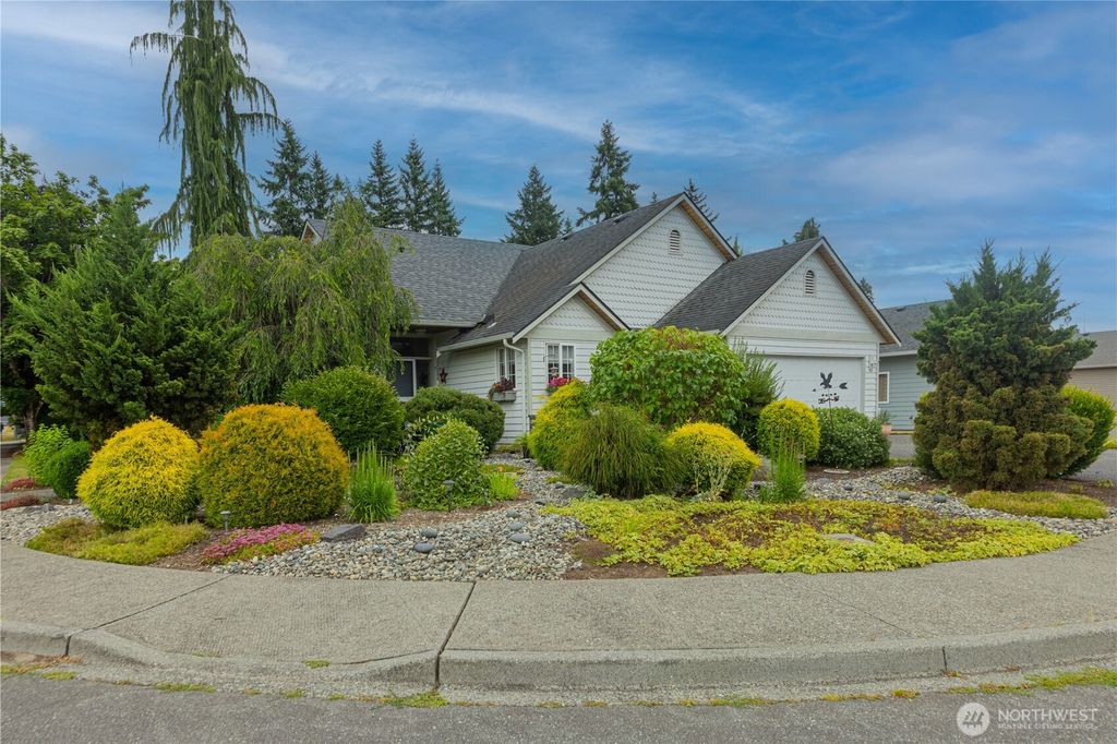 Photo of 8501 46th Drive NE, Marysville, WA 98270 (MLS # 2406410)