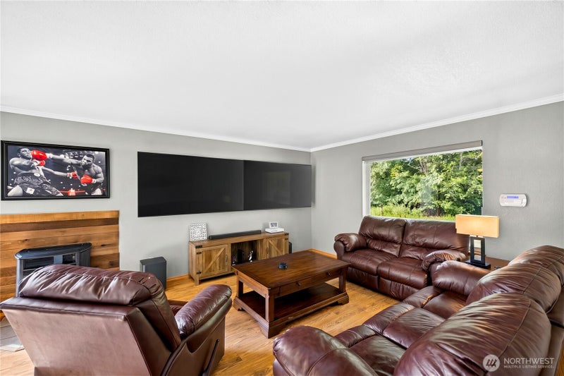 1219 Leahy Drive