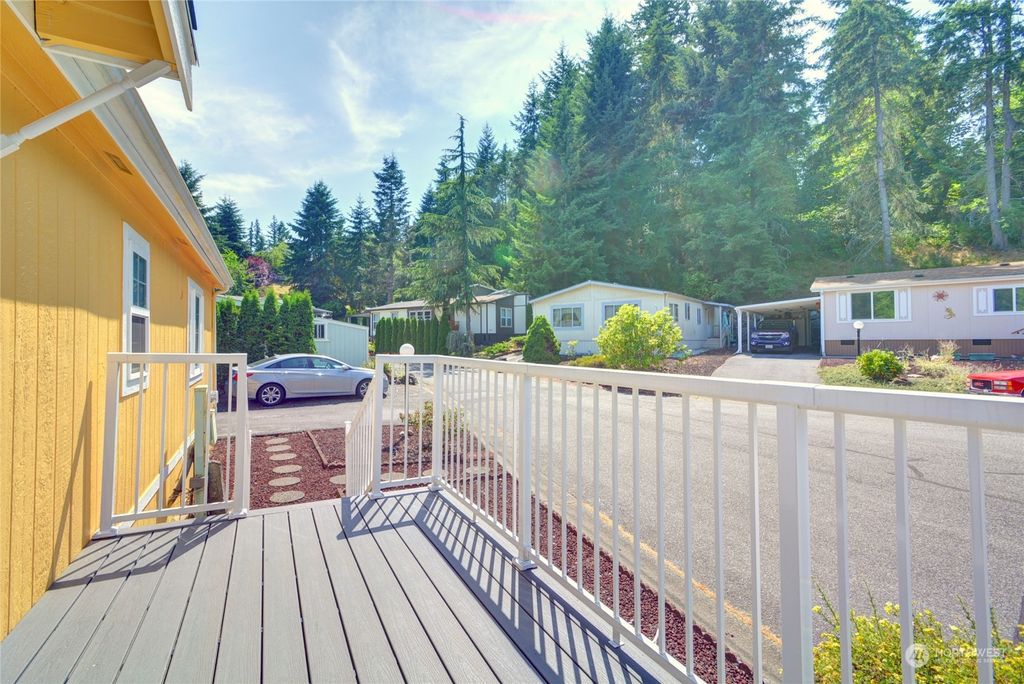 Photo of 5810 Fleming Street #54, Everett, WA 98203 (MLS # 2140240)