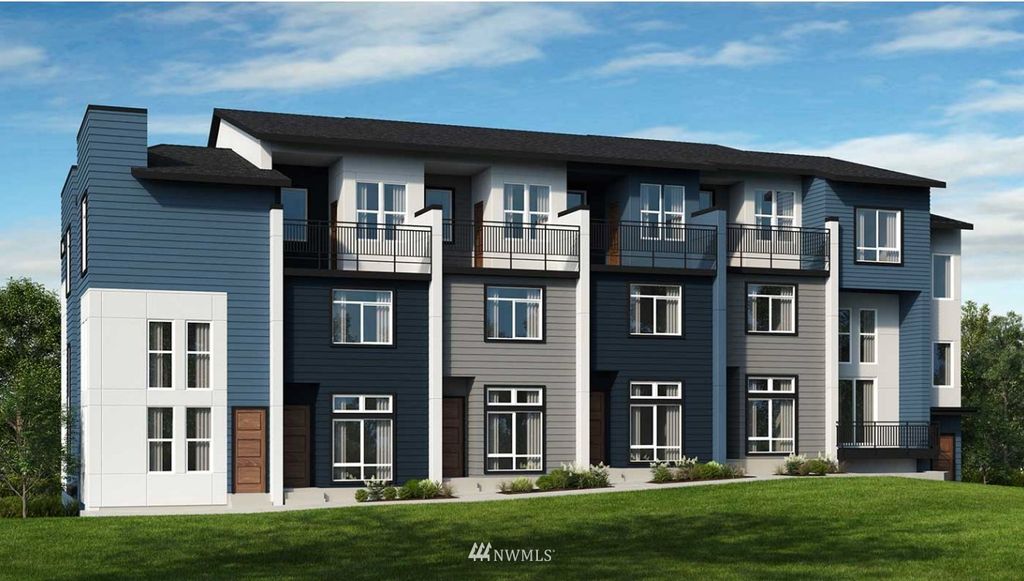 Photo of 8321 NE 176th Court #106, Kenmore, WA 98028 (MLS # 1938645)