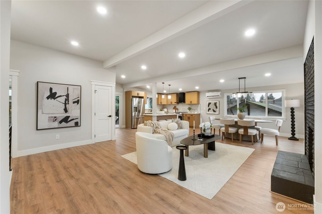 Photo of 849 SW 125th Street, Seattle, WA 98146 (MLS # 2464145)