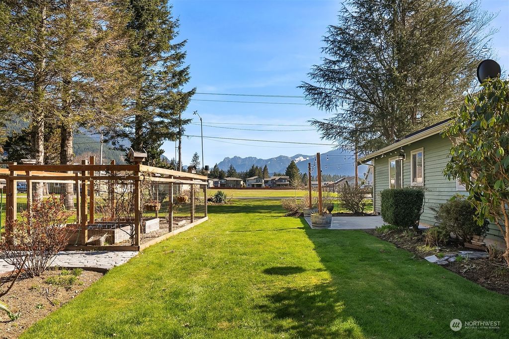 Photo of 13501 424th Avenue SE, North Bend, WA 98045 (MLS # 2212539)