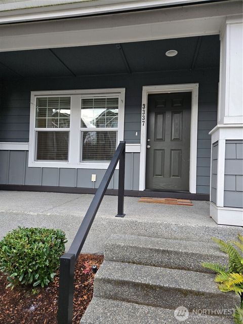 Photo of 3337 30th Drive, Everett, WA 98201 (MLS # 2469303)