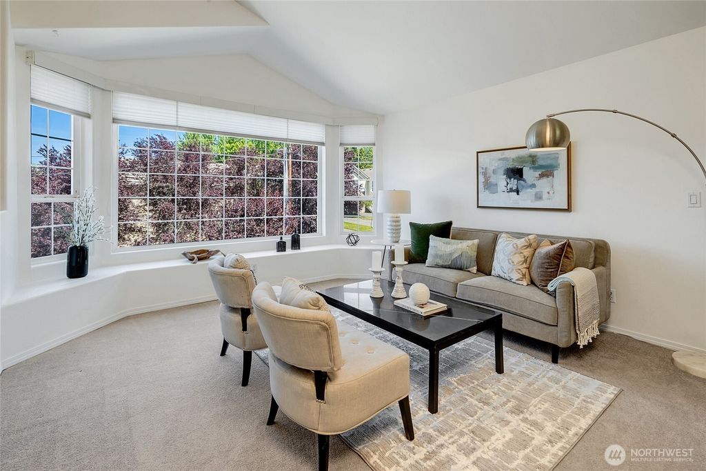 Photo of 15023 40th Avenue W #B, Lynnwood, WA 98087 (MLS # 2391296)