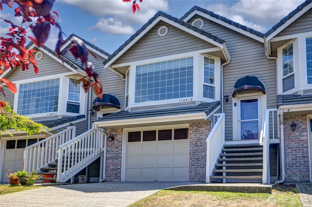 Photo of 15023 40th Avenue W #B, Lynnwood, WA 98087 (MLS # 2391296)