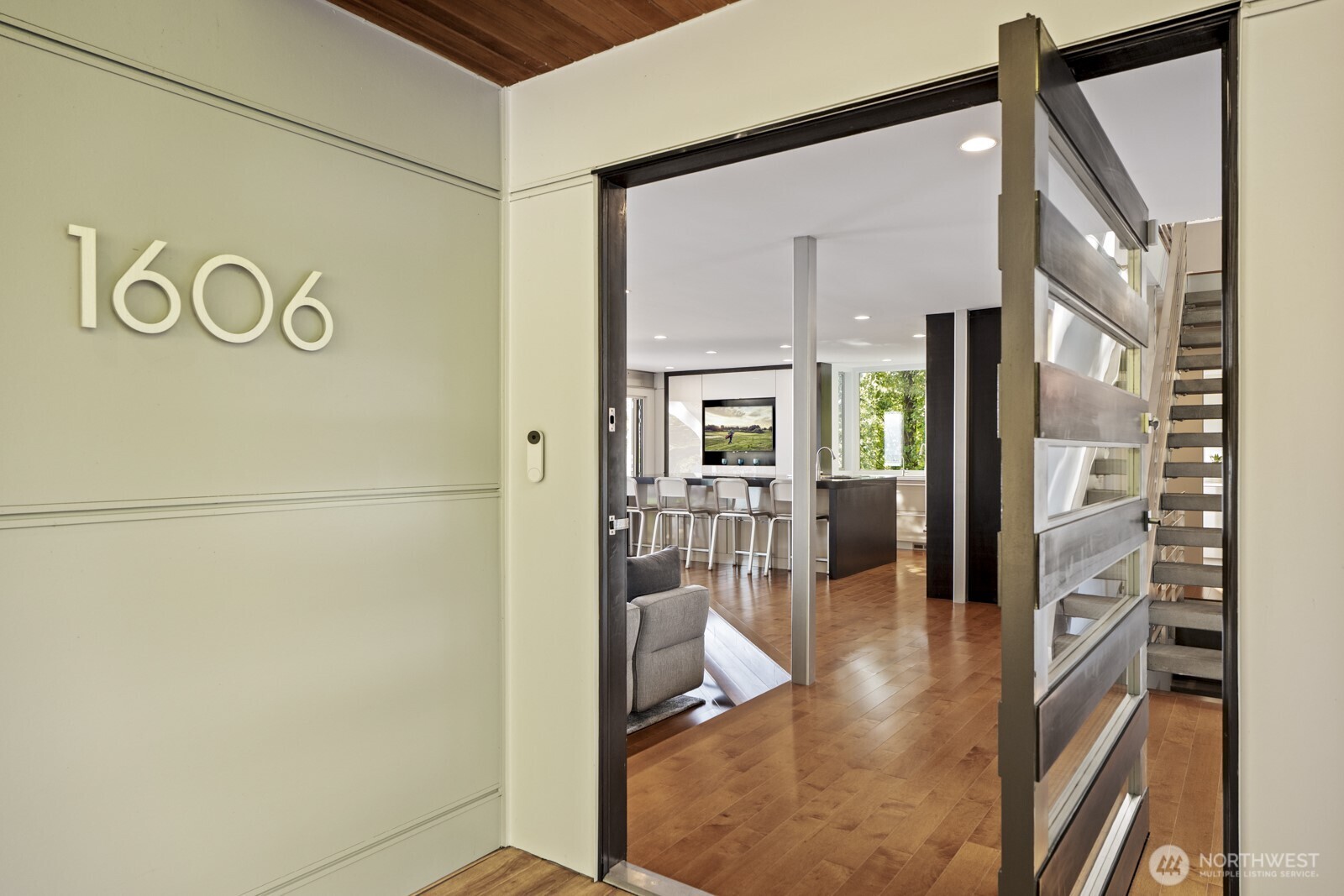 1606 W Lake Sammamish Parkway SE