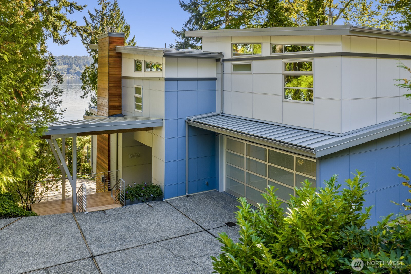 1606 W Lake Sammamish Parkway SE