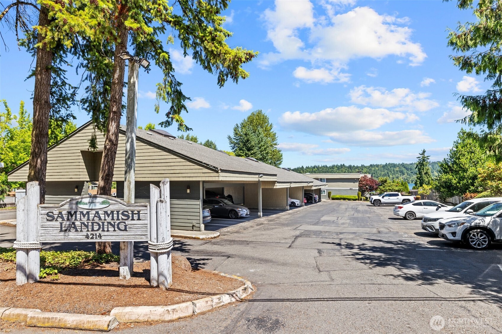 4214 W Lake Sammamish Pkwy NE NE 102