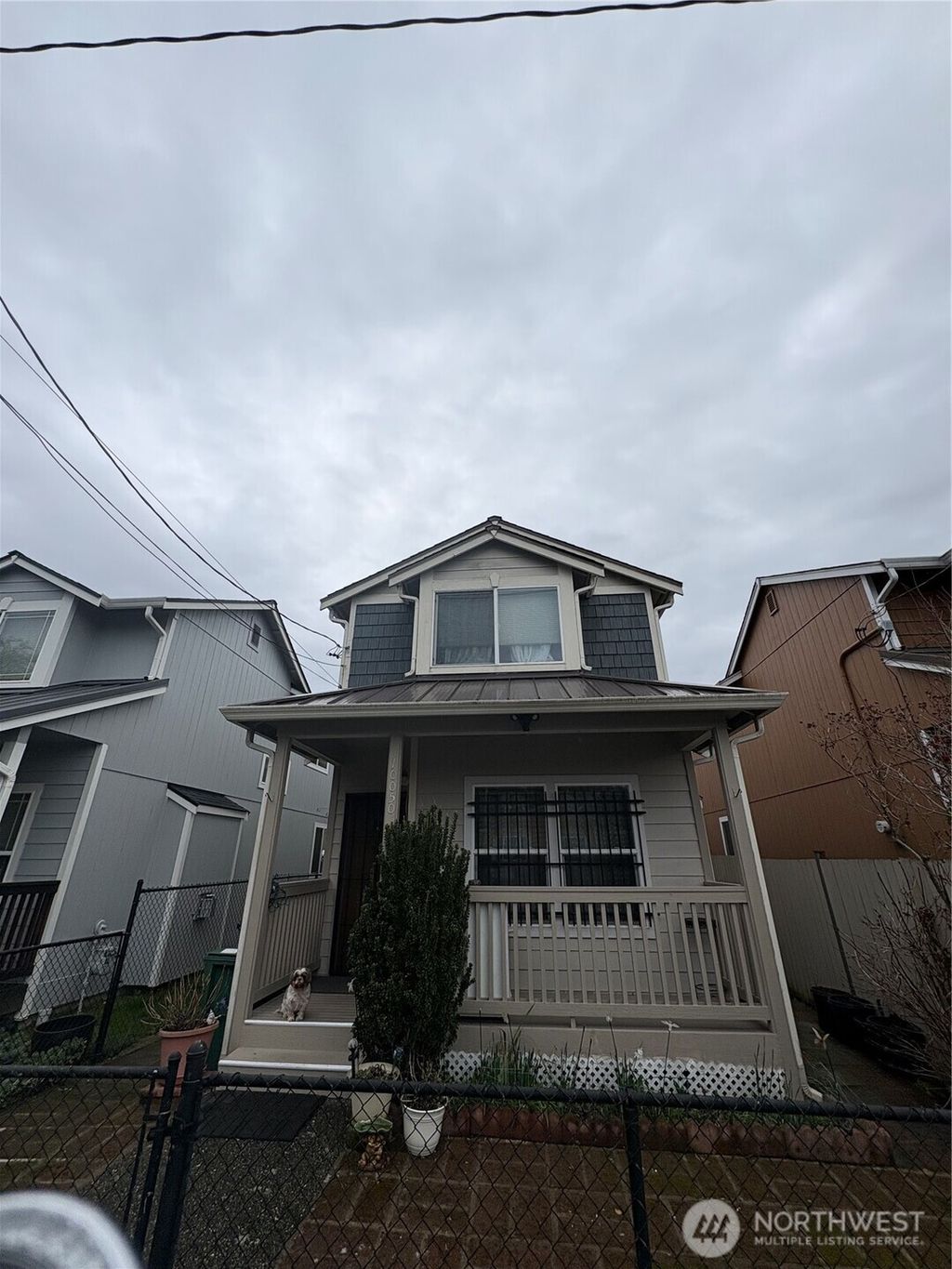 Photo of 10050 19th Avenue SW, Seattle, WA 98146 (MLS # 2483415)