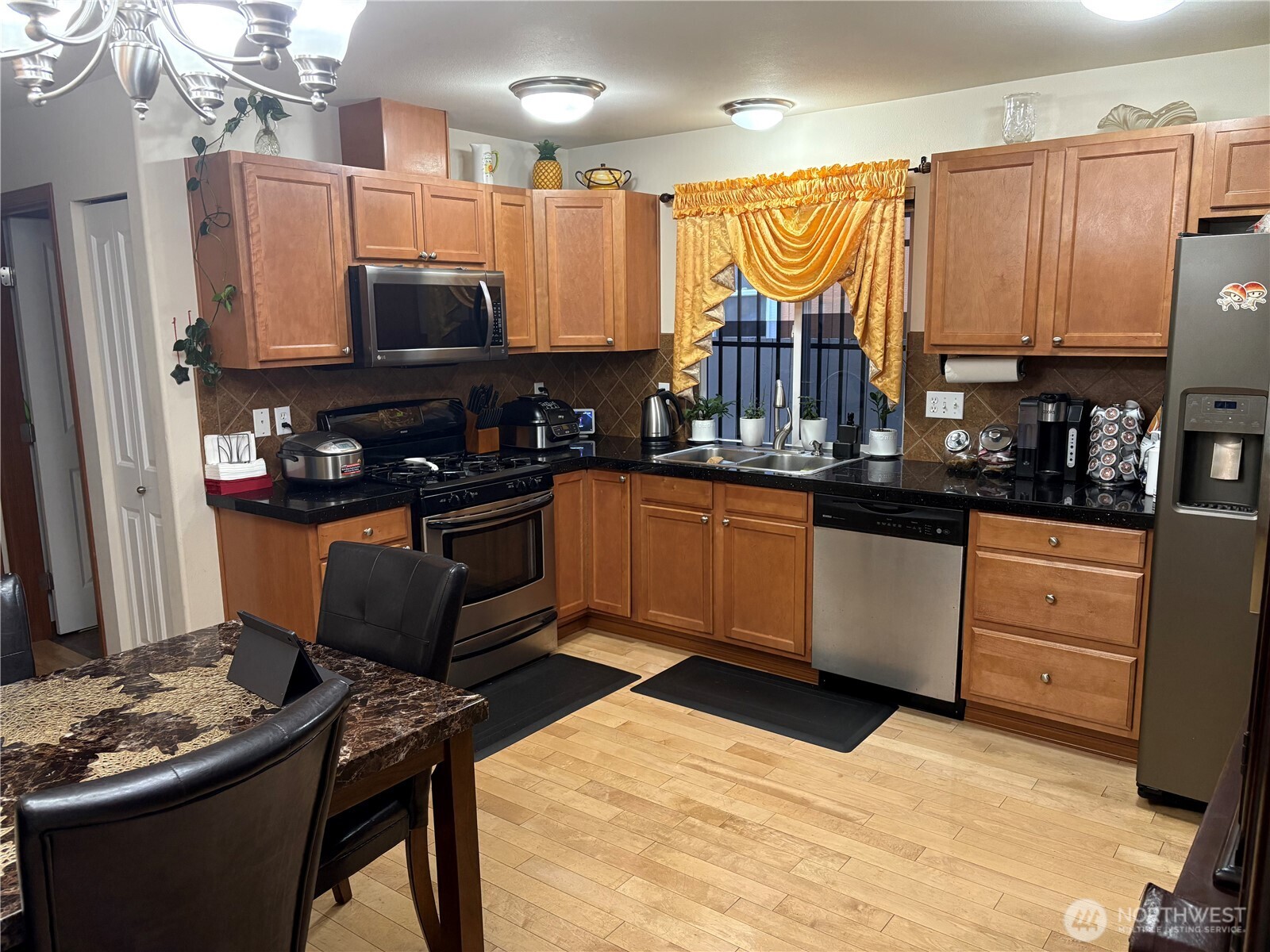 10050 19th Avenue SW