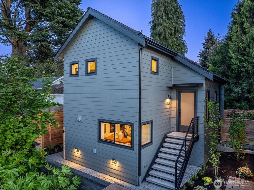 Photo of 8126 12th Avenue SW, Seattle, WA 98106 (MLS # 2525279)