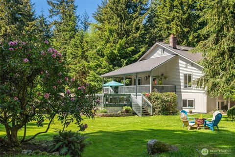 Photo of 27428 97th Avenue SW, Vashon, WA 98070 (MLS # 2512682)