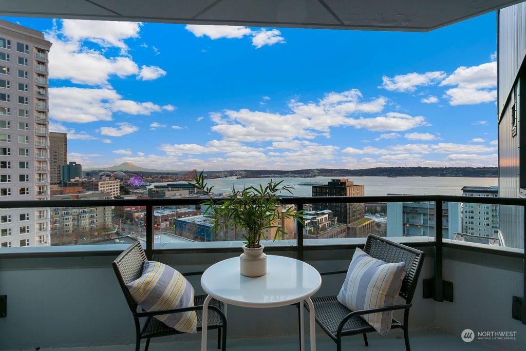 Photo of 2621 2nd Avenue #1501, Seattle, WA 98121 (MLS # 2076832)