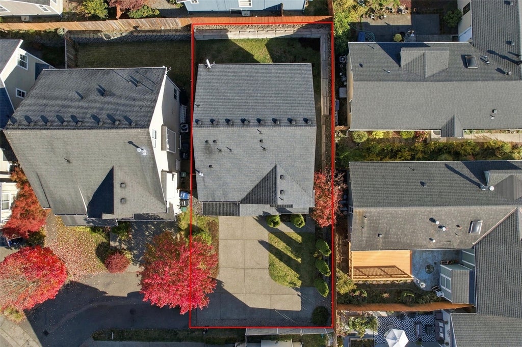 Photo of 24034 221st Lane SE, Maple Valley, WA 98038 (MLS # 2593977)
