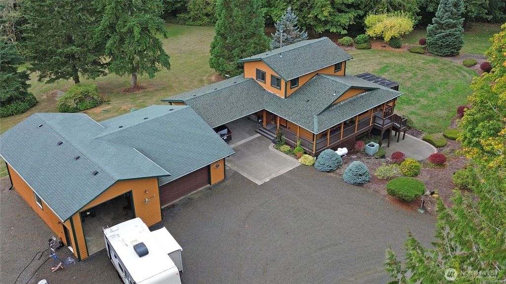 Photo of 9727 Lundeen Road SW, Rochester, WA 98579 (MLS # 2443733)