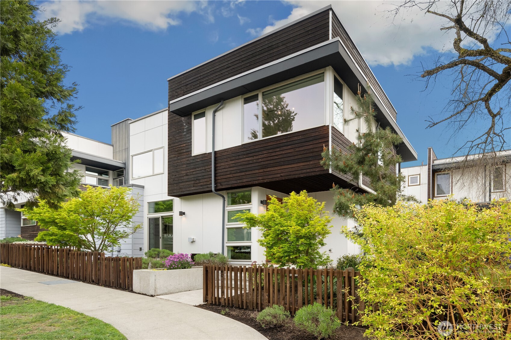 4440 Renton Avenue S