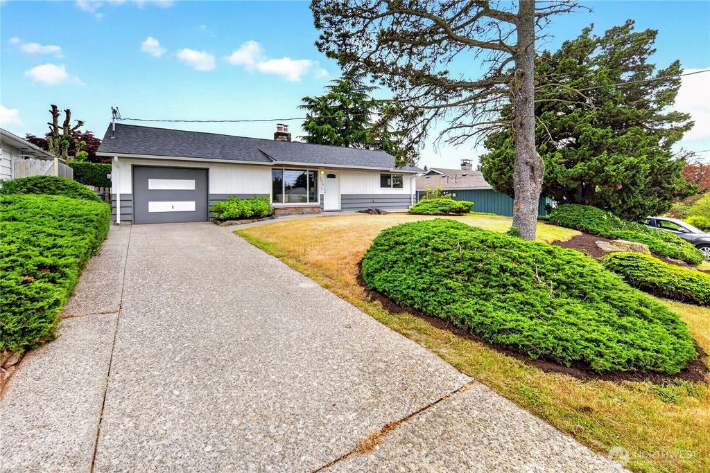 Photo of 6019 S 118th Place, Seattle, WA 98178 (MLS # 2531873)