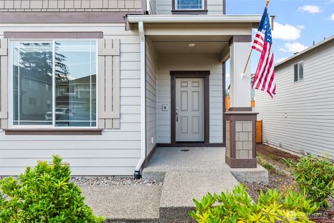 Photo of 957 Timberline Avenue, Bremerton, WA 98312 (MLS # 2431137)
