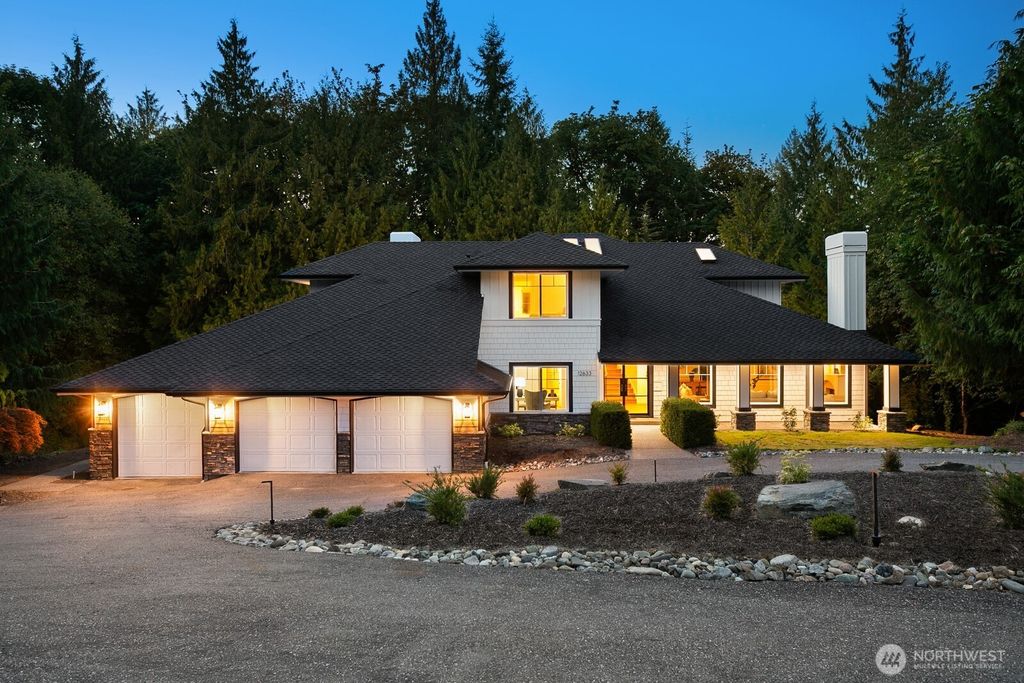 Photo of 12633 75th Street SE, Snohomish, WA 98290 (MLS # 2435197)