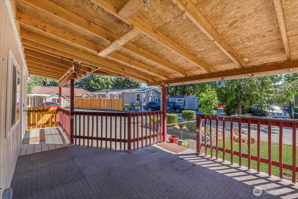 Photo of 7614 NE Bothell Wy Way #11, Kenmore, WA 98028 (MLS # 2499339)