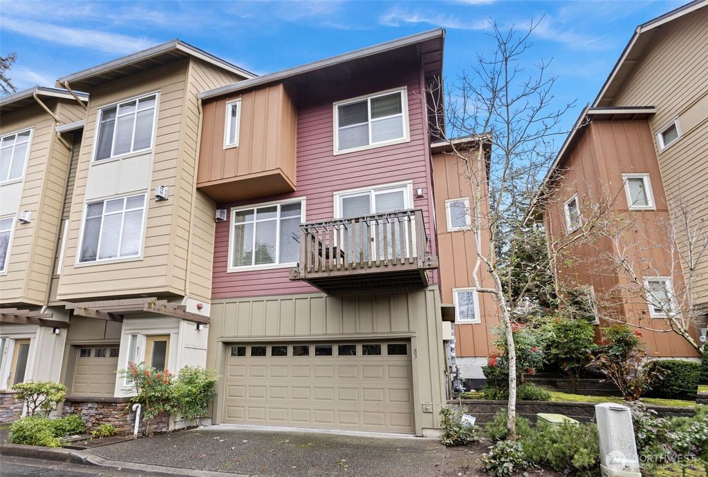 Photo of 83 Sky Ridge Road NW, Issaquah, WA 98027 (MLS # 2371776)