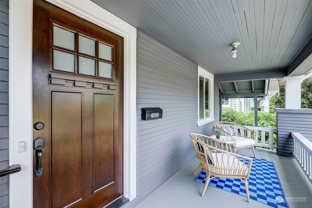 Photo of 1035 NE 61st Street, Seattle, WA 98115 (MLS # 2130218)