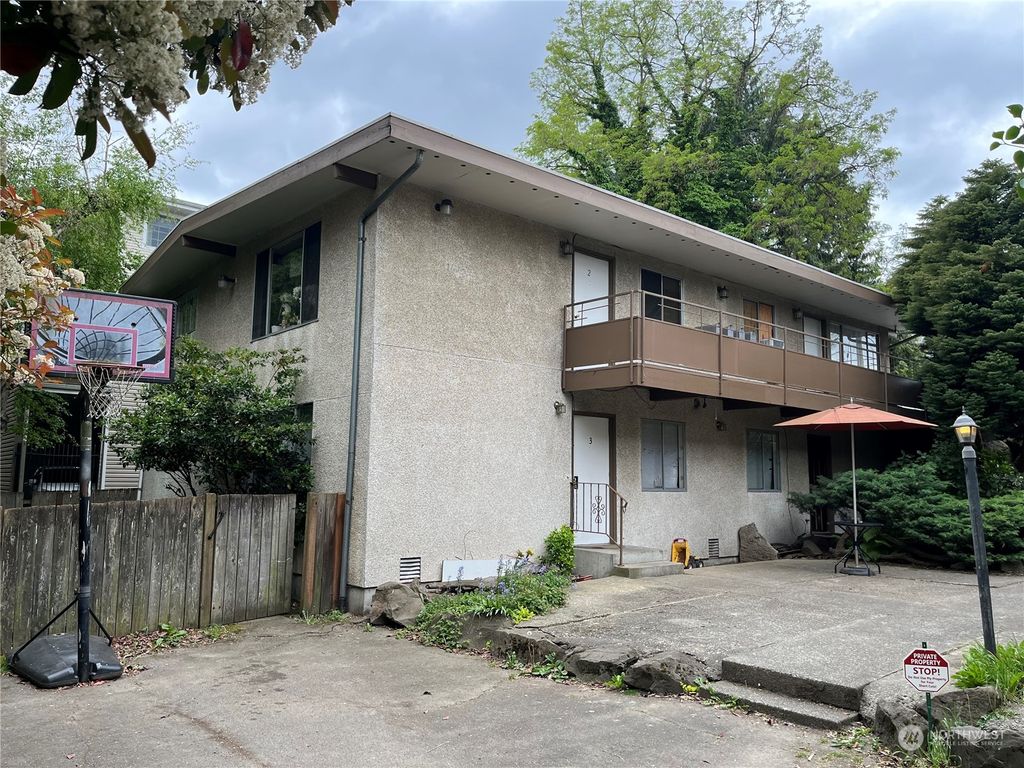 Photo of 9322 Stone Avenue N, Seattle, WA 98103 (MLS # 2239253)