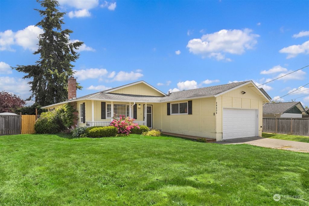 Photo of 24404 14th Avenue S, Des Moines, WA 98198 (MLS # 2135444)