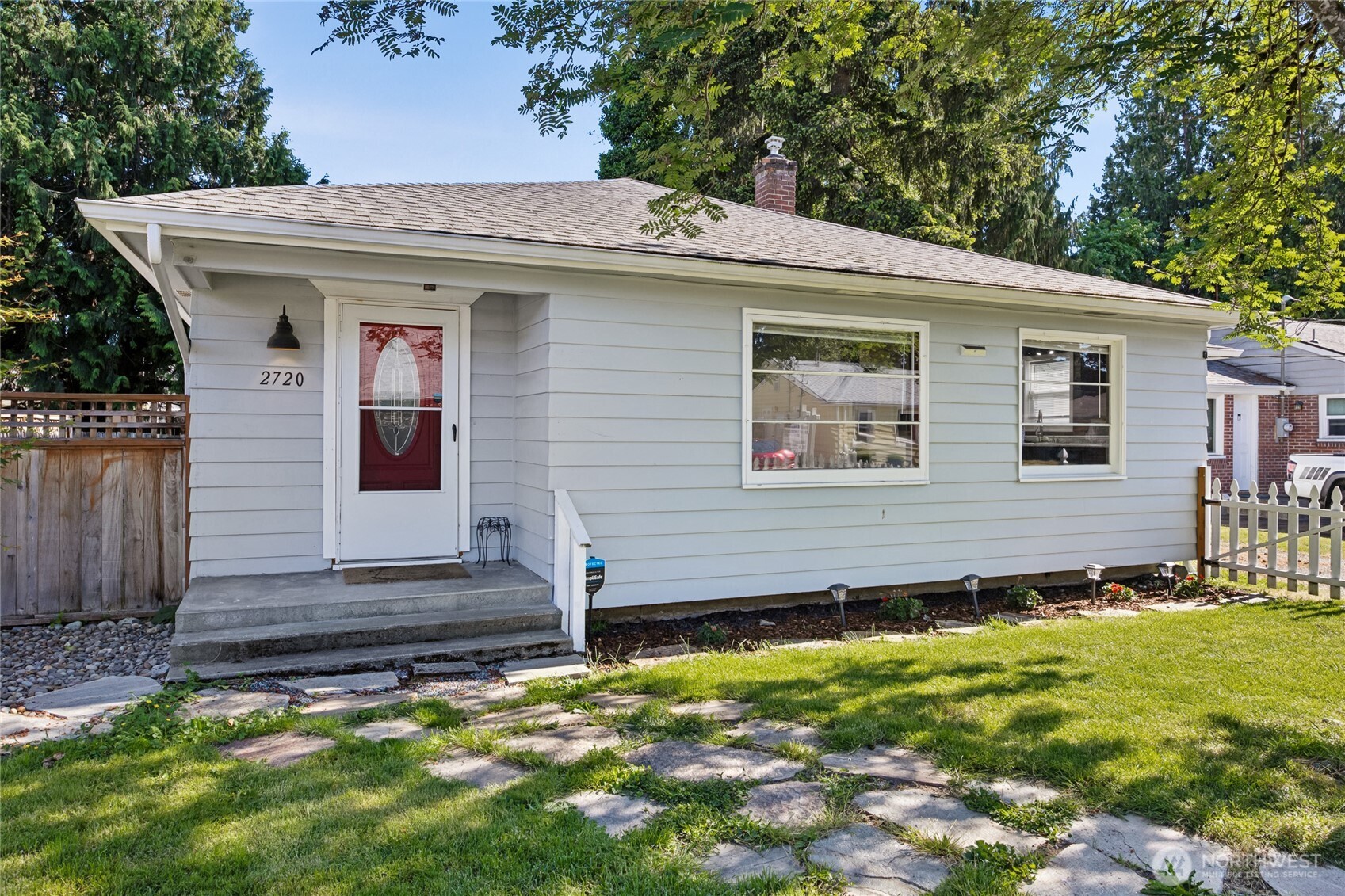 2720 Linden Lane