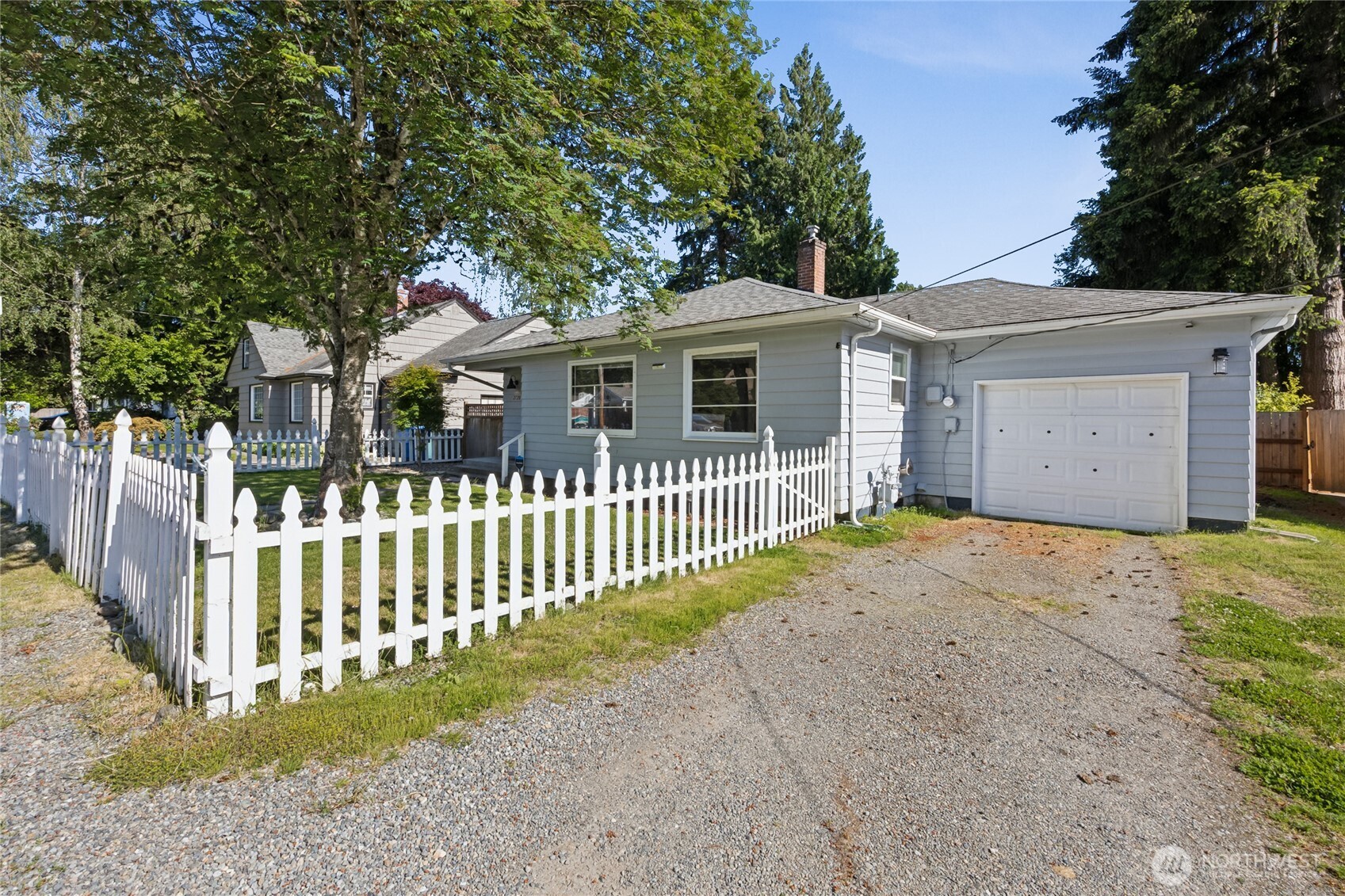 2720 Linden Lane