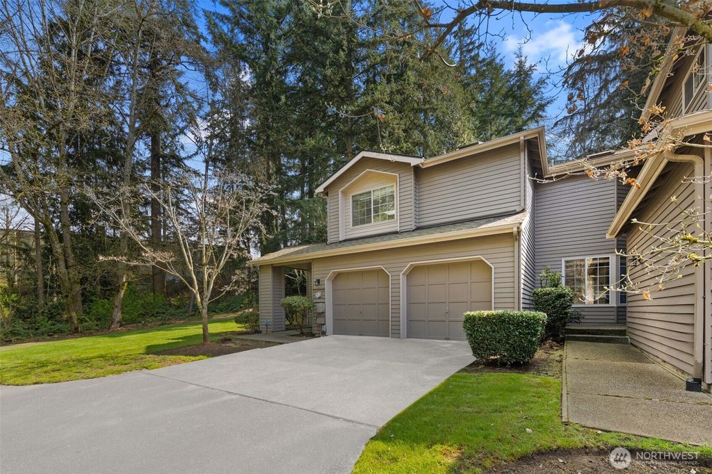 Photo of 11408 115th Lane NE, Kirkland, WA 98033 (MLS # 2429330)