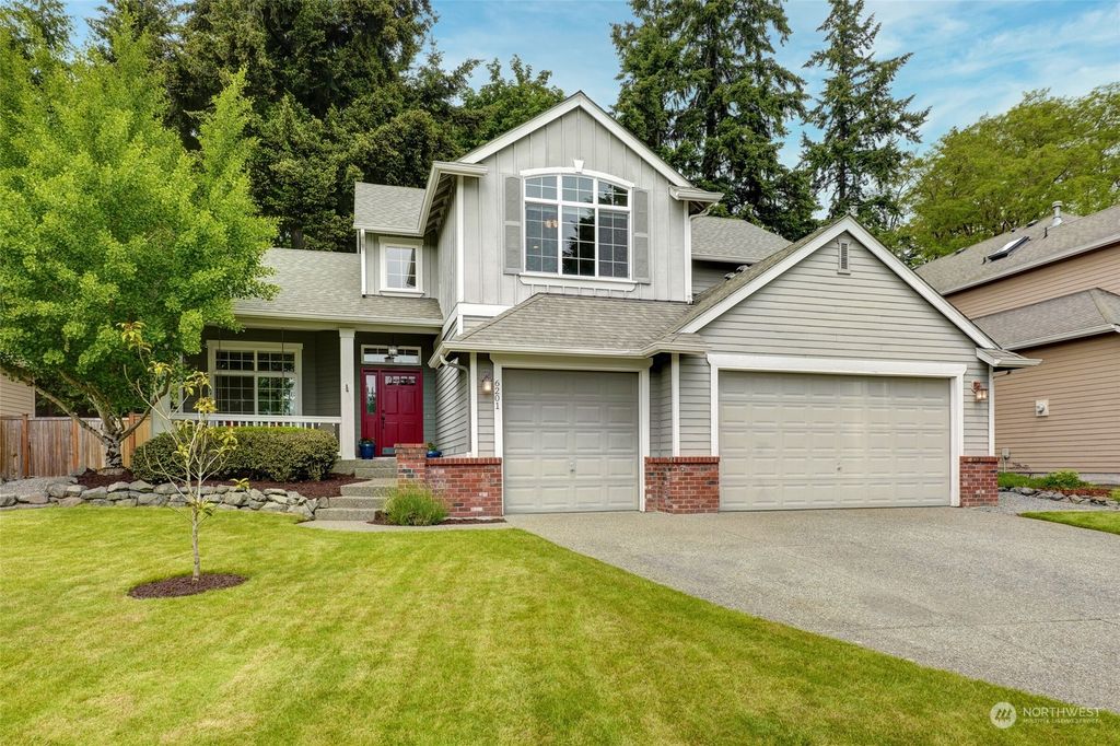Photo of 6201 119th Place SE, Bellevue, WA 98006 (MLS # 2249523)