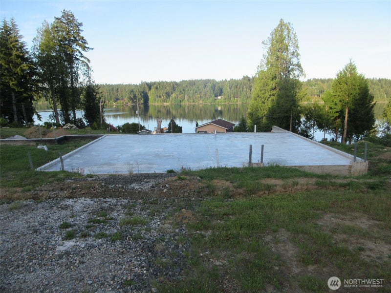250 E Osprey Lane