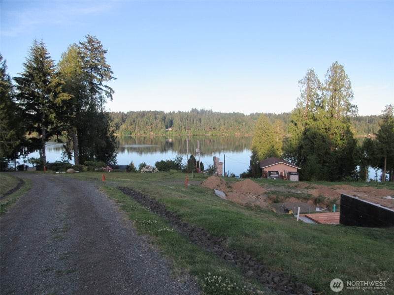 250 E Osprey Lane