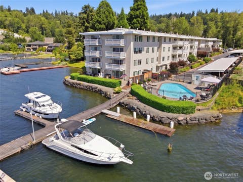 Photo of 5021 Ripley Lane N #213, Renton, WA 98056 (MLS # 2545239)