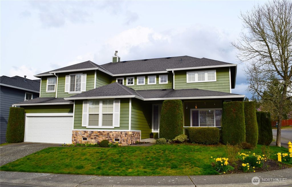 Photo of 1314 241st Place SE, Sammamish, WA 98075 (MLS # 2424128)