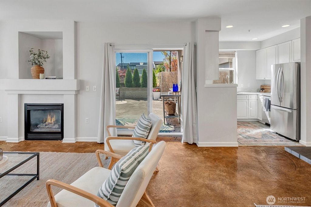 Photo of 4343 Roosevelt Way NE #202, Seattle, WA 98105 (MLS # 2410717)