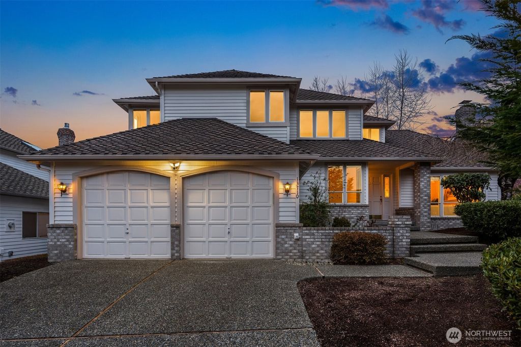 Photo of 13710 SE 186th Place, Renton, WA 98058 (MLS # 2334153)