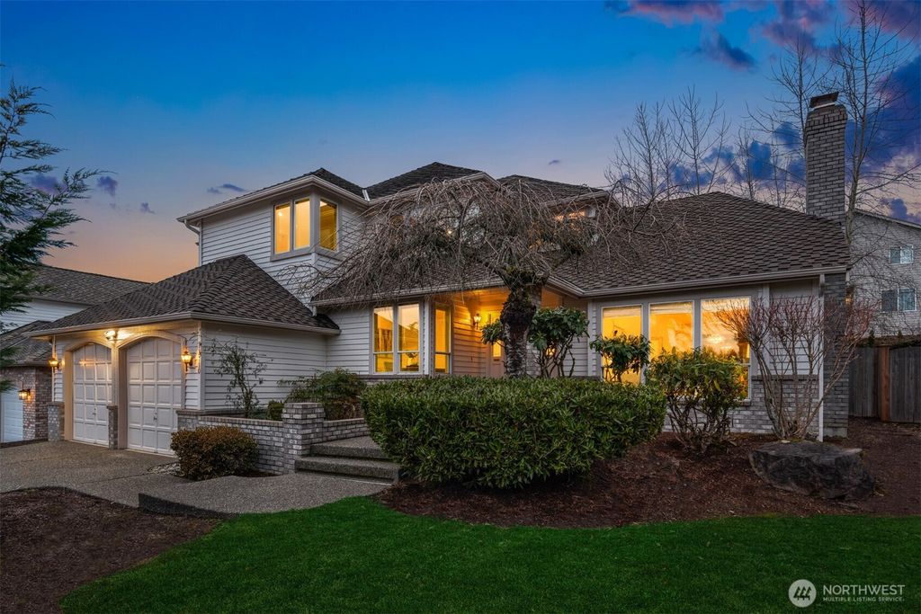 Photo of 13710 SE 186th Place, Renton, WA 98058 (MLS # 2334153)