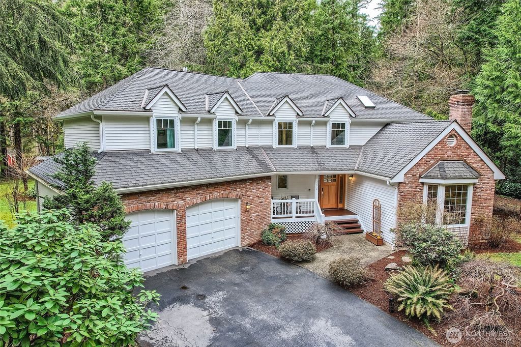 Photo of 22518 NE 46th Street, Redmond, WA 98053 (MLS # 2343087)