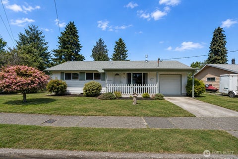 Photo of 1005 20th Street SE, Auburn, WA 98002 (MLS # 2572944)