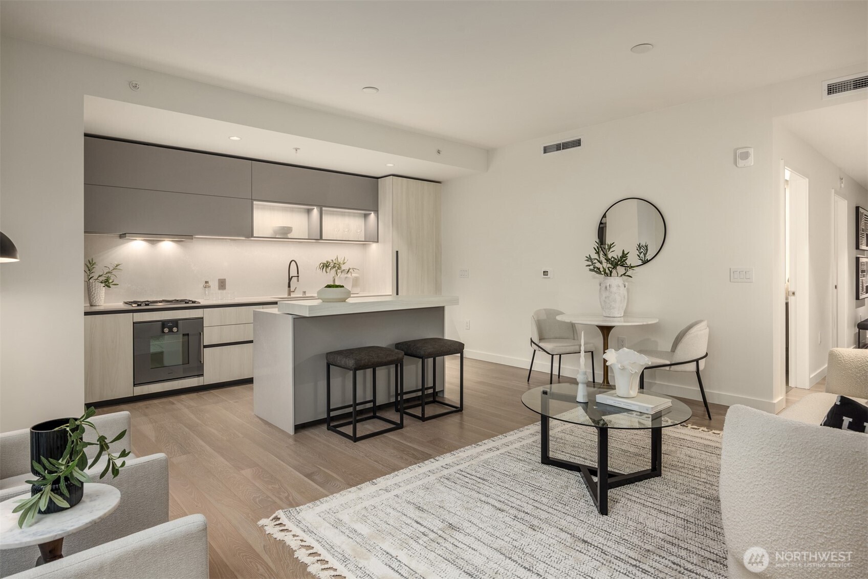 889 Avenue Square NE 311