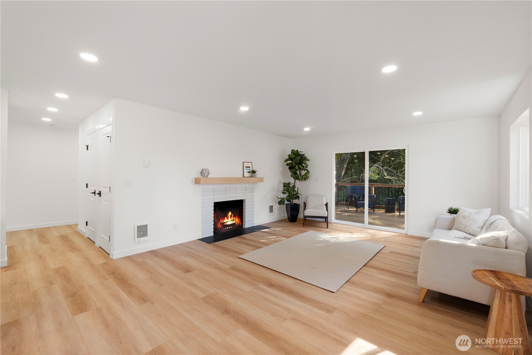 13022 15th Avenue SW