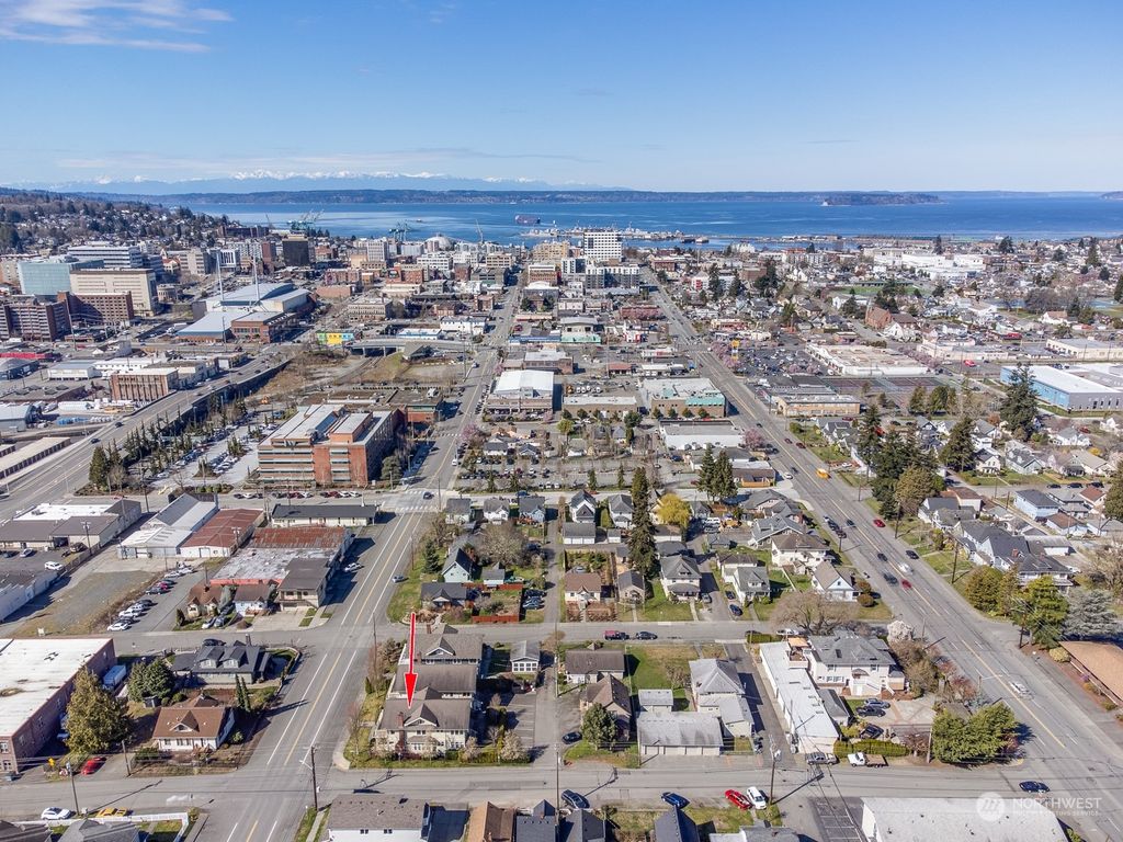 Photo of 2511 California Street #C, Everett, WA 98201 (MLS # 2050565)