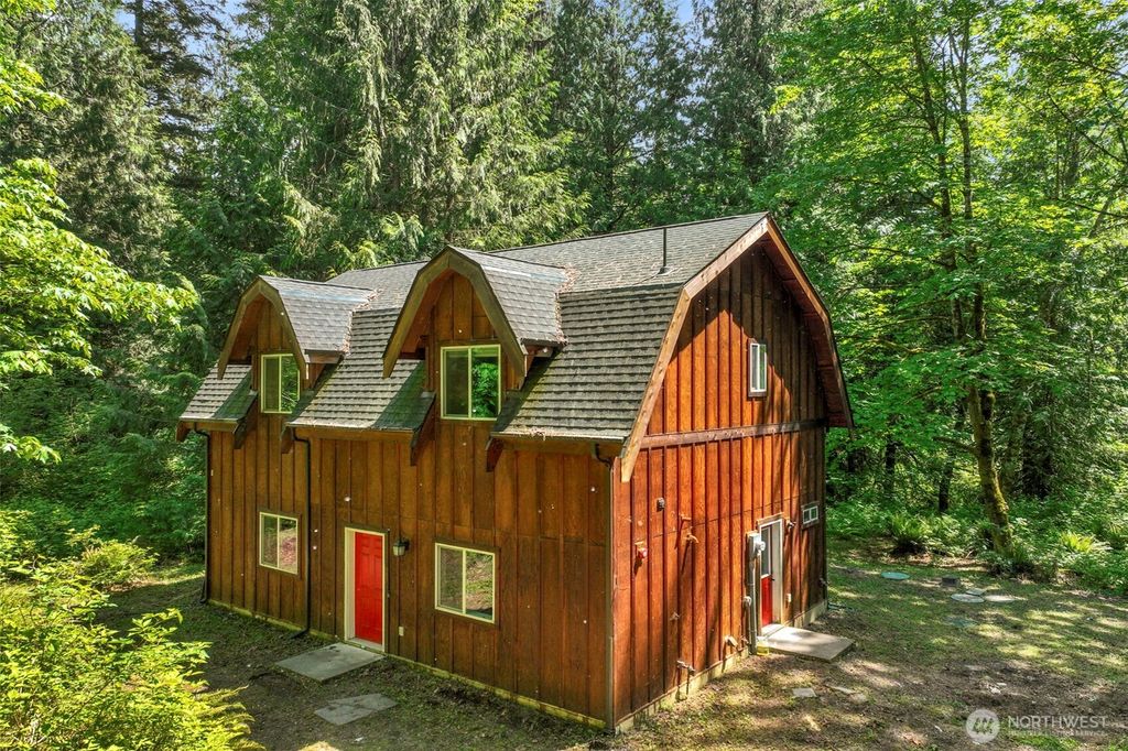 Photo of 19150 312th Avenue NE, Duvall, WA 98019 (MLS # 2527440)