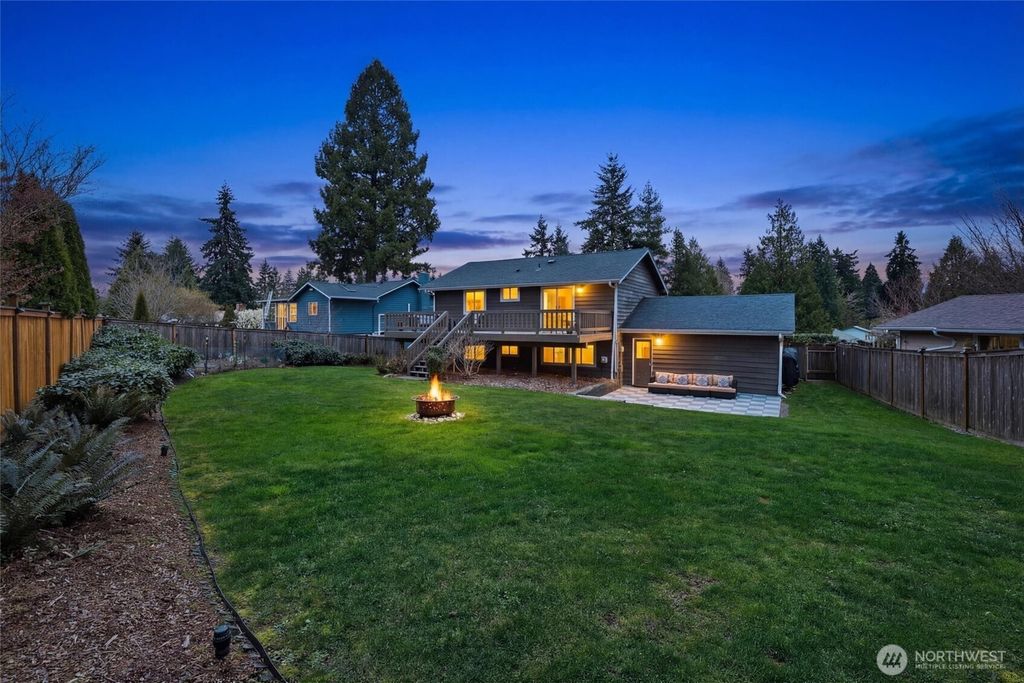 Photo of 15601 125th Place NE, Woodinville, WA 98072 (MLS # 2555209)